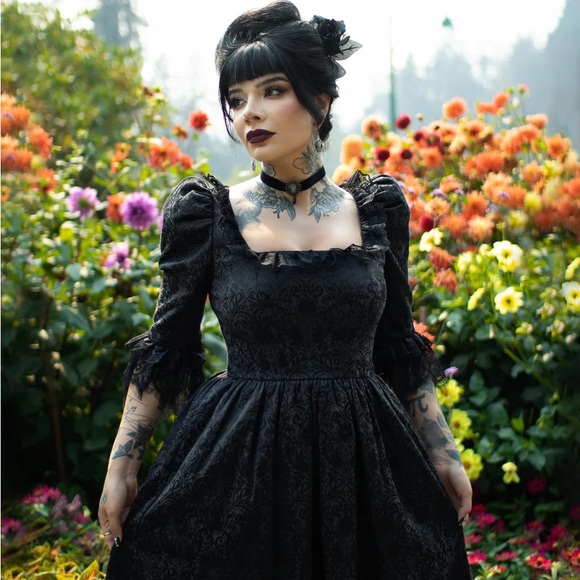 NWT Blackwood Castle Agatha Dress - Picture 1 of 6